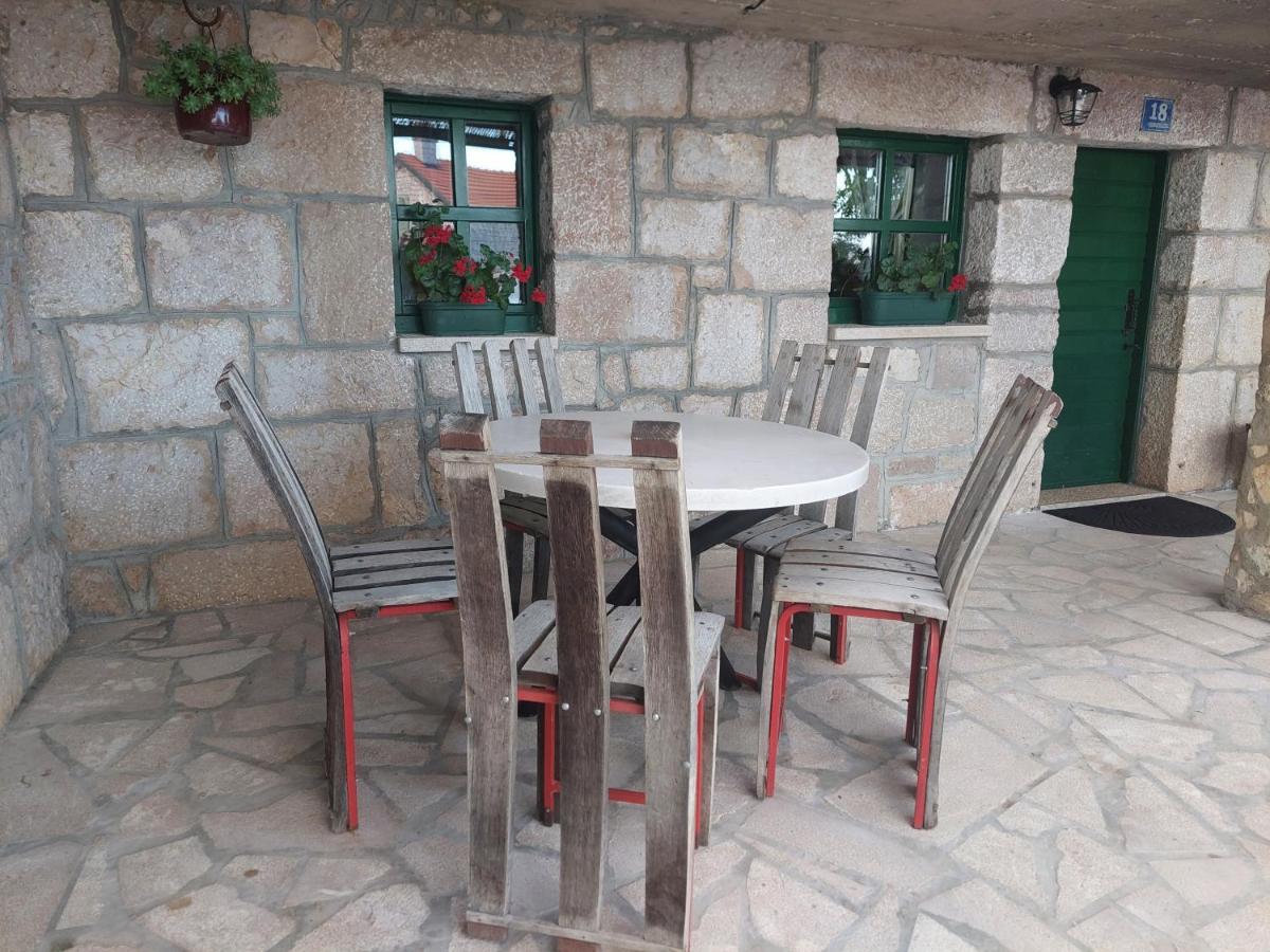 Apartman Studio Zdravko Eco Village Imotski Exterior foto